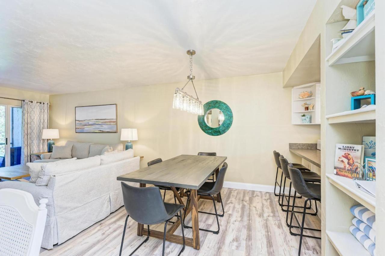 Anna Maria Island Runaway Tropical Dream-One Minute Walk To The Beach-Heated Pool Bradenton Beach Eksteriør bilde