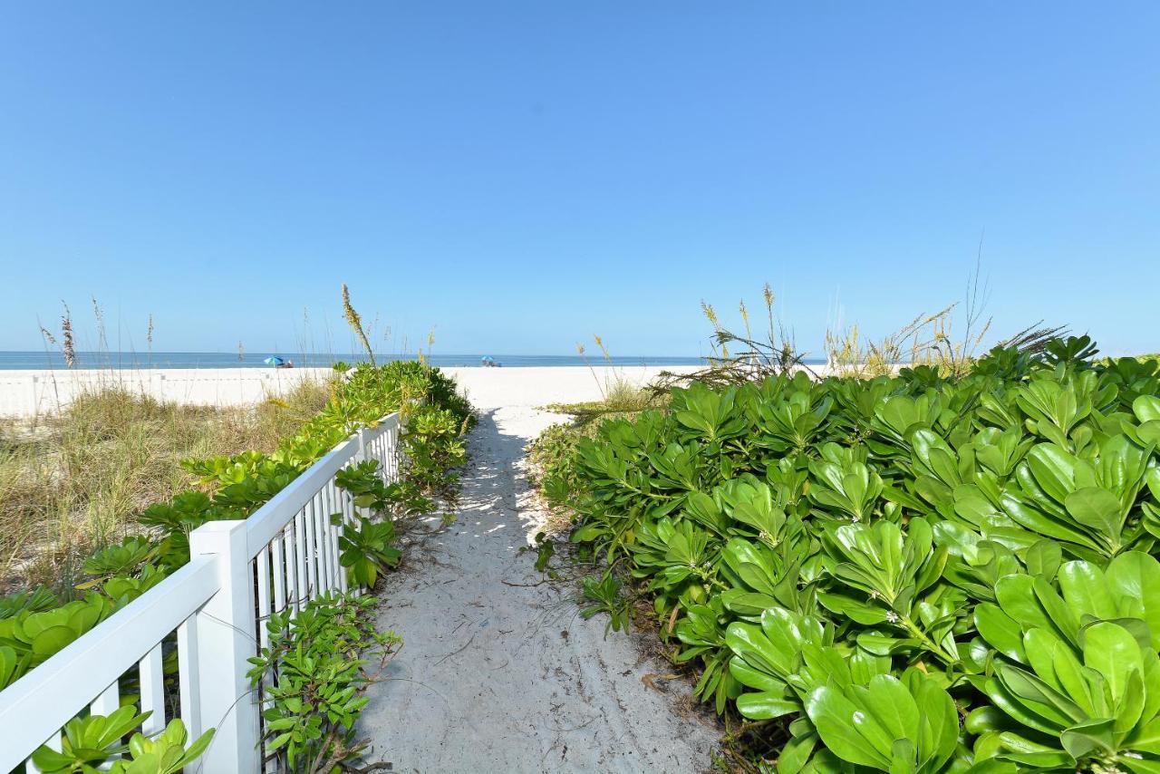 Anna Maria Island Runaway Tropical Dream-One Minute Walk To The Beach-Heated Pool Bradenton Beach Eksteriør bilde