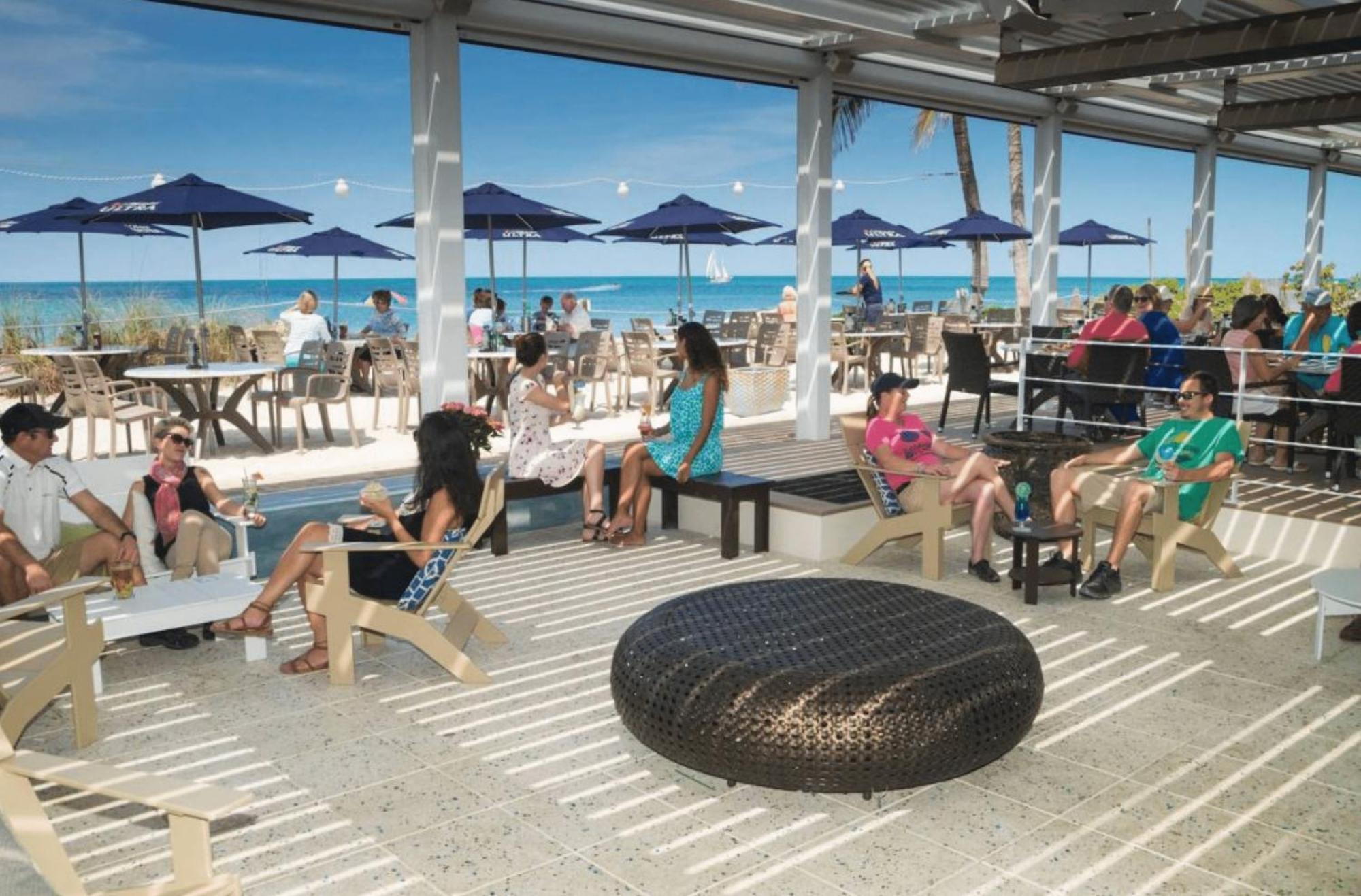 Anna Maria Island Runaway Tropical Dream-One Minute Walk To The Beach-Heated Pool Bradenton Beach Eksteriør bilde
