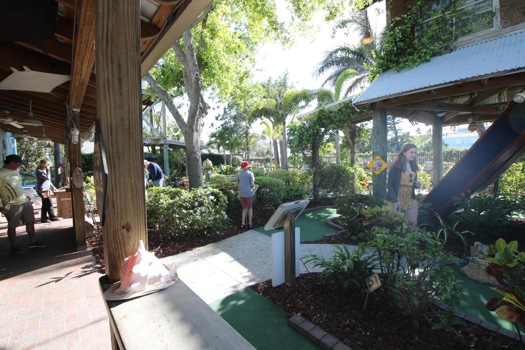 Anna Maria Island Runaway Tropical Dream-One Minute Walk To The Beach-Heated Pool Bradenton Beach Eksteriør bilde